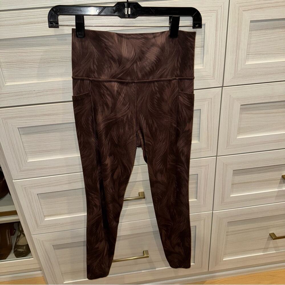 Athleta SALUTATION STASH POCKET II PRINTED TIGHT Ava Smoked Almond Brown XS - Picture 5 of 11